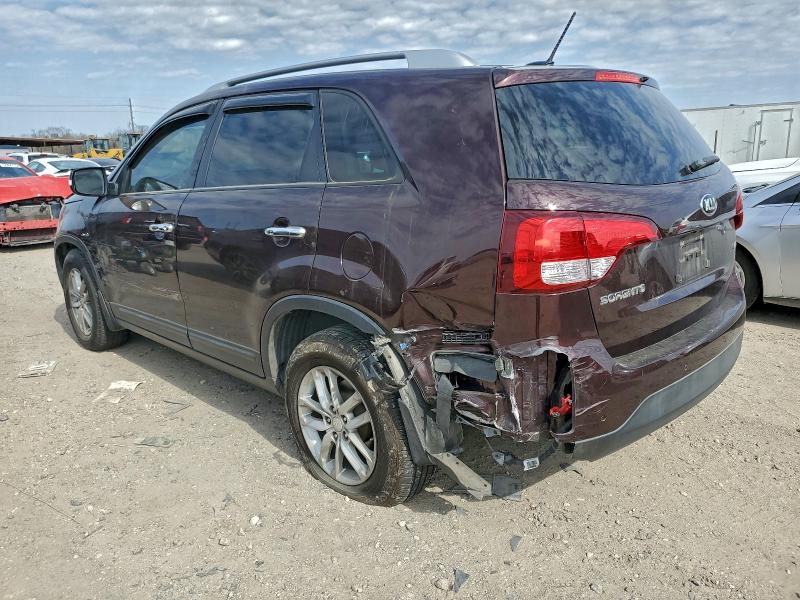 Фото 2 - KIA SORENTO