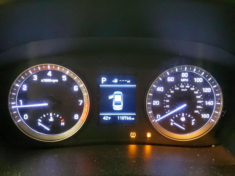 Фото 9 - HYUNDAI SONATA