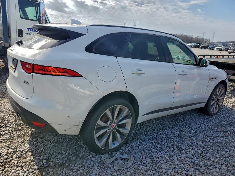 Фото 3 - JAGUAR F-PACE