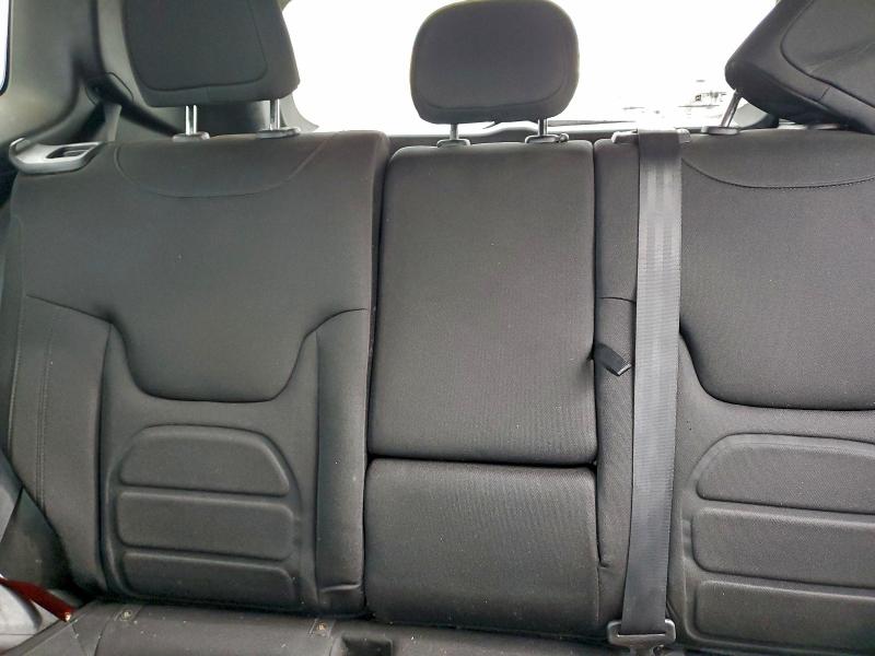 Фото 10 - JEEP RENEGADE