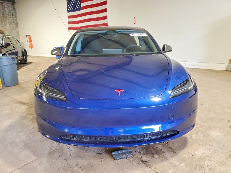 Фото 5 - TESLA MODEL 3