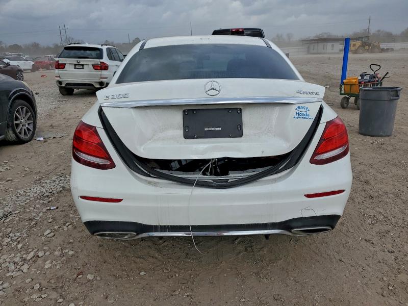 Фото 6 - MERCEDES-BENZ E-CLASS