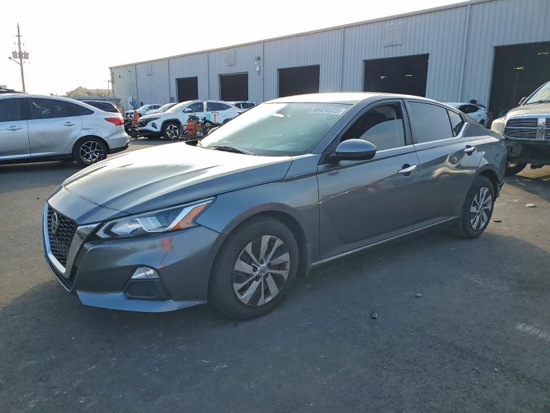 Фото 1 - NISSAN ALTIMA