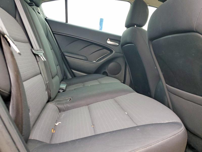 Фото 10 - KIA FORTE