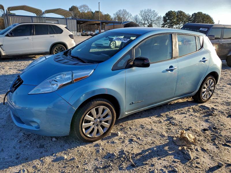 Фото 1 - NISSAN LEAF