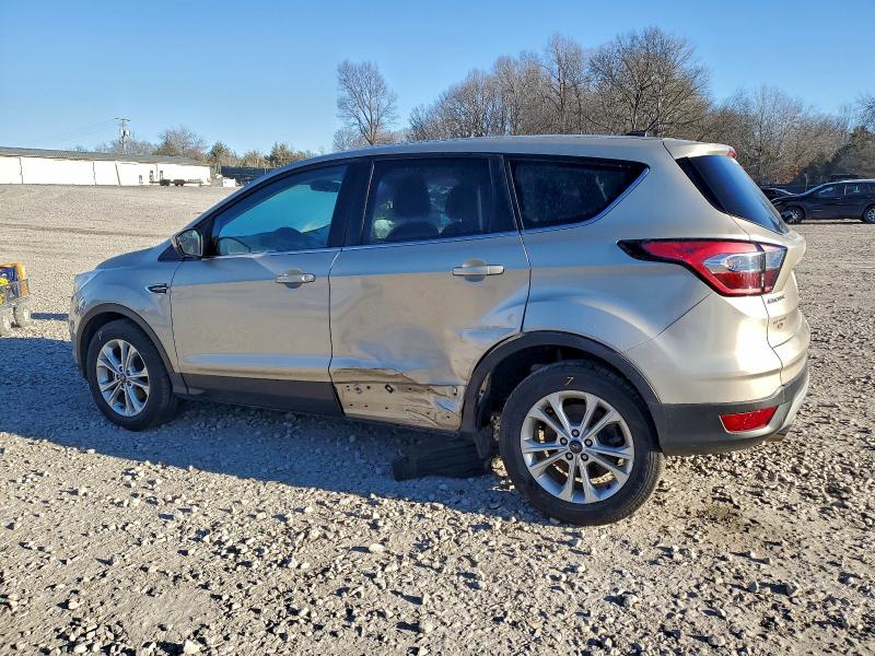 Фото 2 - FORD ESCAPE