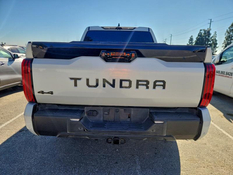 Фото 6 - TOYOTA TUNDRA