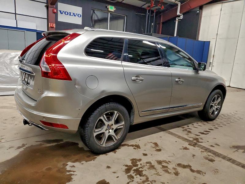 Фото 3 - VOLVO XC60