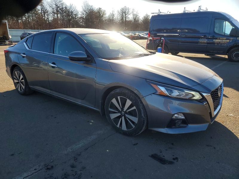 Фото 4 - NISSAN ALTIMA