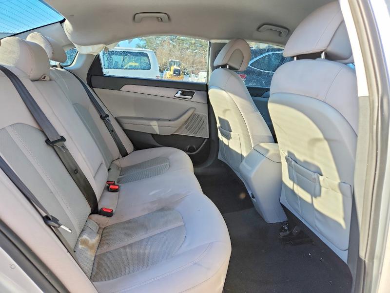 Фото 10 - HYUNDAI SONATA