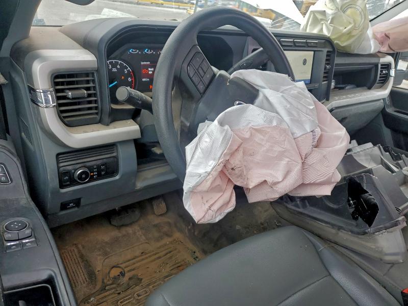 Фото 8 - FORD F350