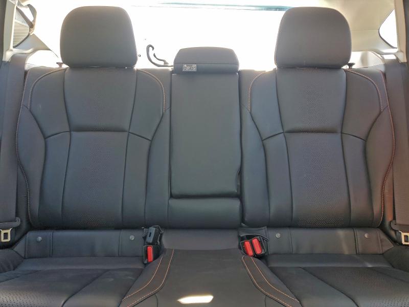 Фото 10 - SUBARU CROSSTREK