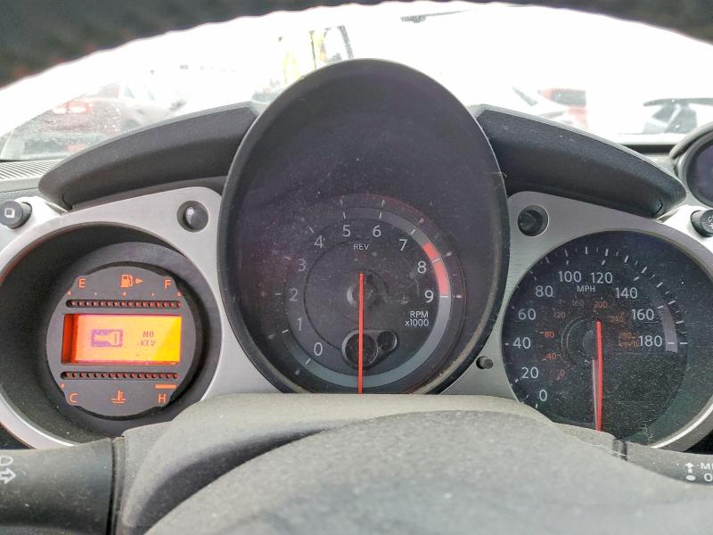 Фото 9 - NISSAN 370Z