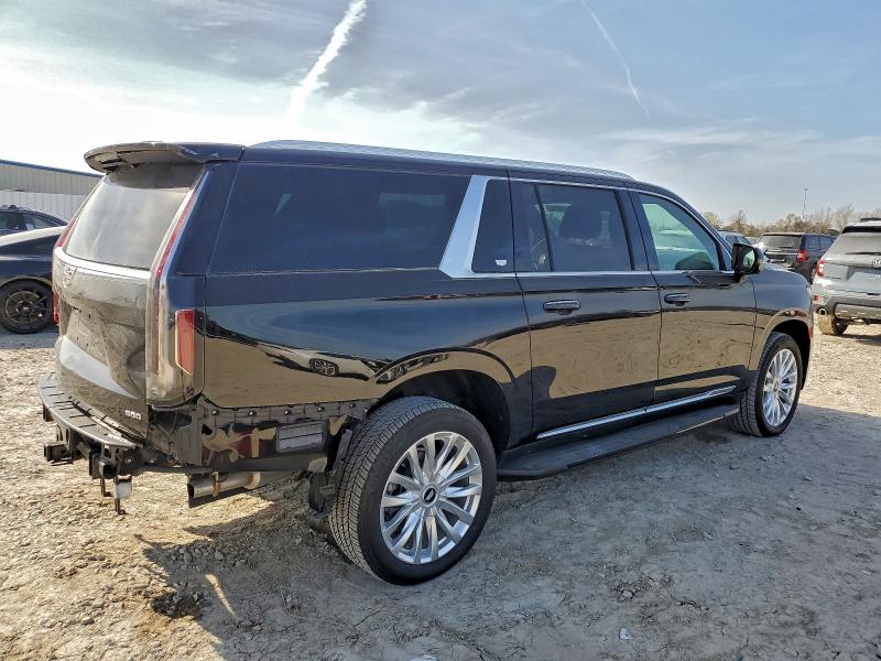 Фото 3 - CADILLAC ESCALADE