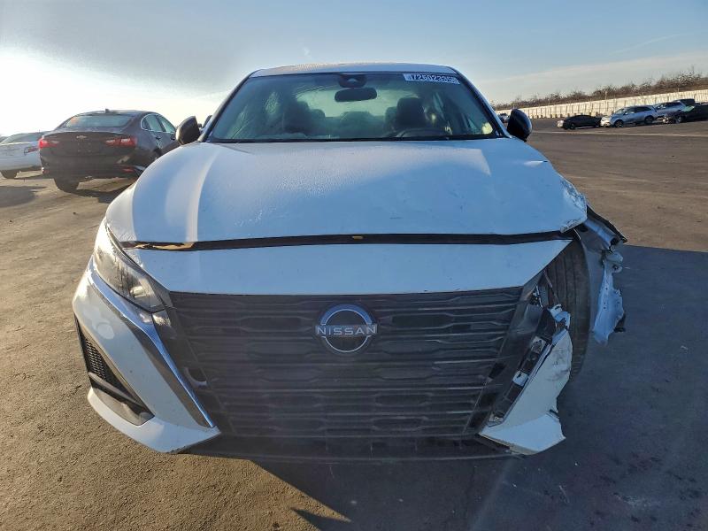 Фото 5 - NISSAN ALTIMA