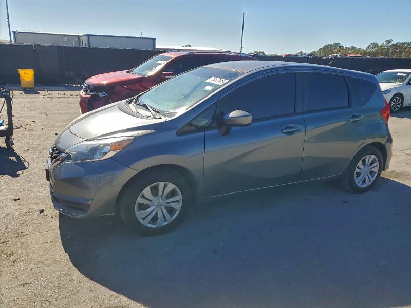 Фото 1 - NISSAN VERSA