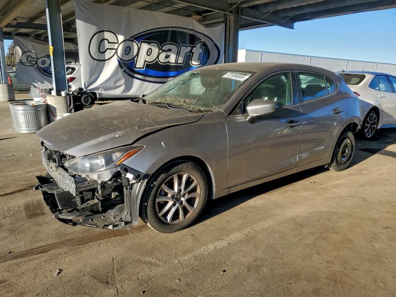 Фото 1 - MAZDA 3