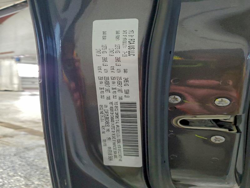 Фото 13 - JEEP GRAND CHER