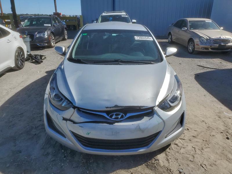 Фото 5 - HYUNDAI ELANTRA