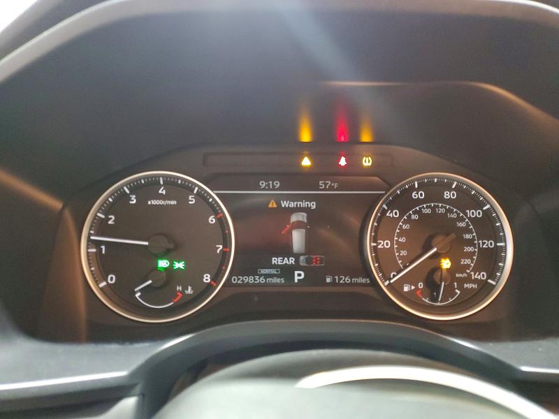 Фото 9 - MITSUBISHI OUTLANDER