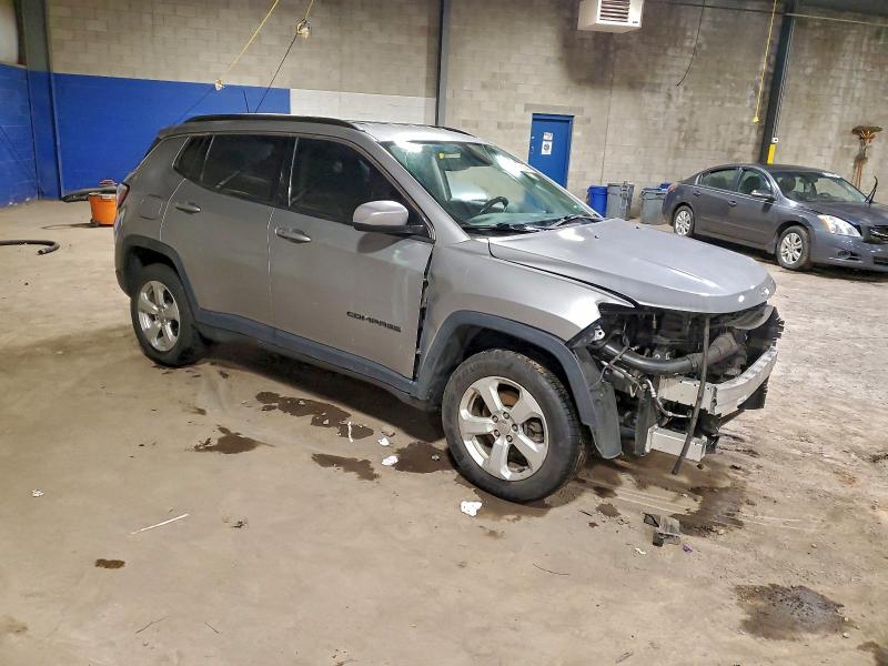 Фото 4 - JEEP COMPASS