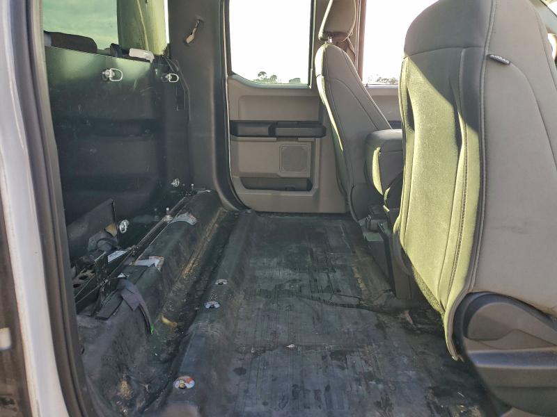 Фото 10 - FORD F-150