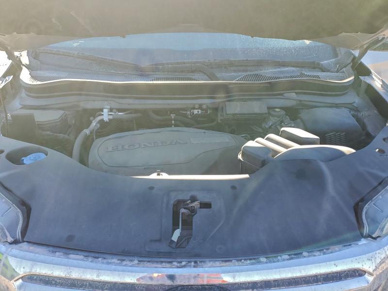 Фото 11 - HONDA RIDGELINE
