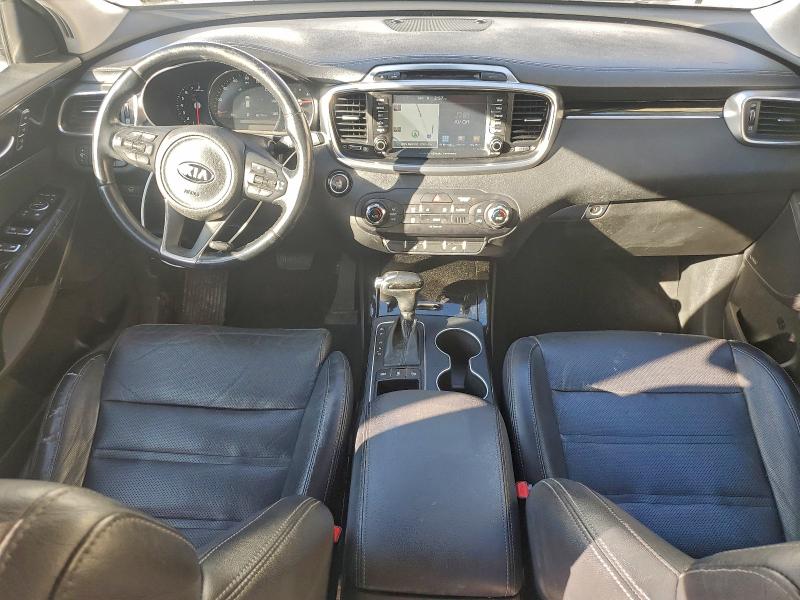 Фото 8 - KIA SORENTO