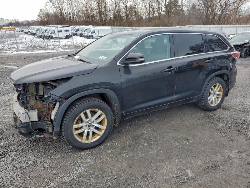 Фото 1 - TOYOTA HIGHLANDER