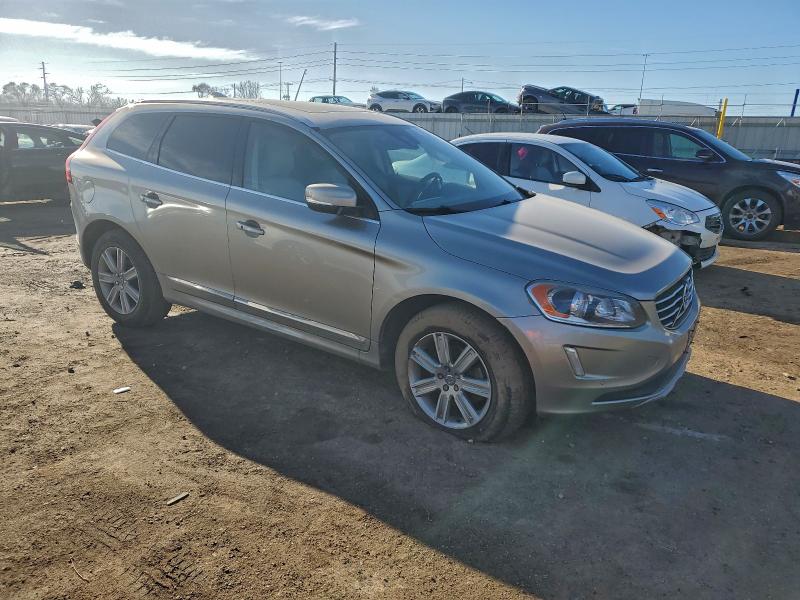 Фото 4 - VOLVO XC60