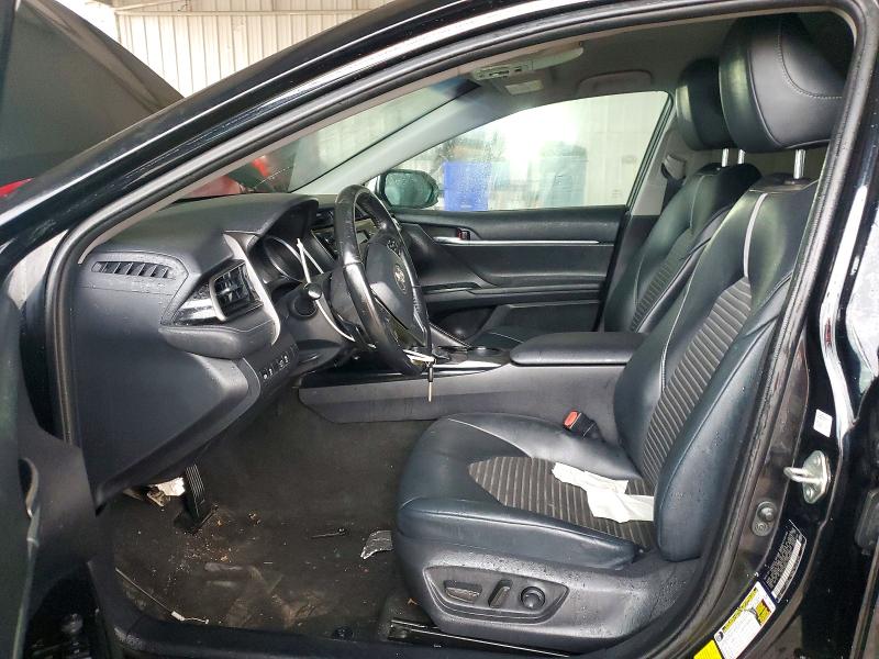 Фото 7 - TOYOTA CAMRY