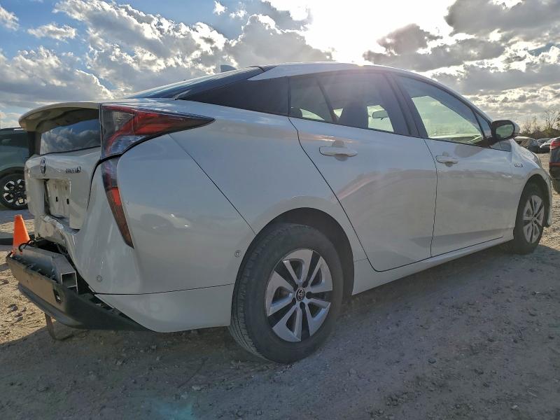 Фото 3 - TOYOTA PRIUS