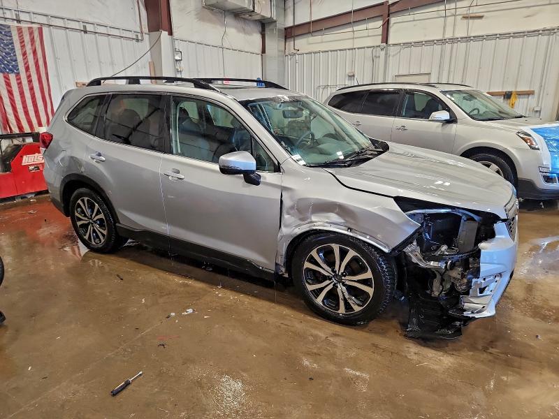 Фото 4 - SUBARU FORESTER