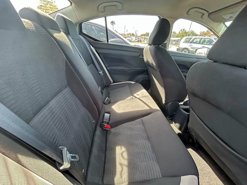 Фото 6 - NISSAN VERSA