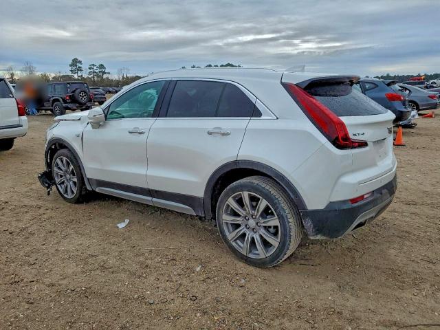 Фото 2 - CADILLAC XT4