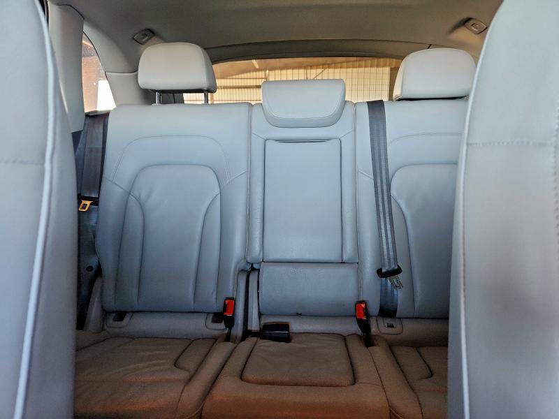 Фото 10 - AUDI Q5