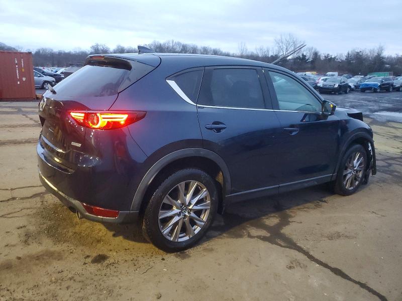 Фото 3 - MAZDA CX-5