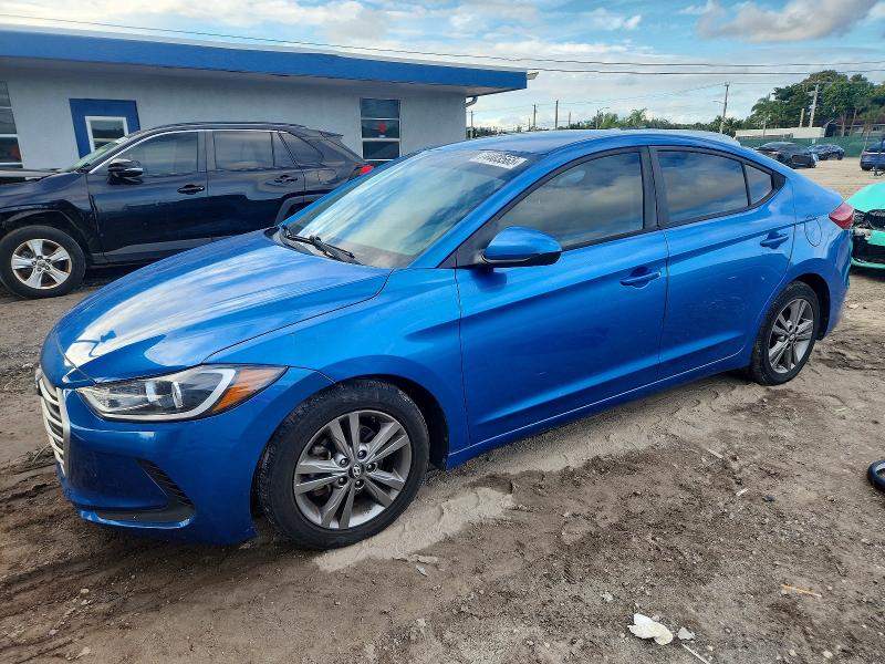 Фото 1 - HYUNDAI ELANTRA