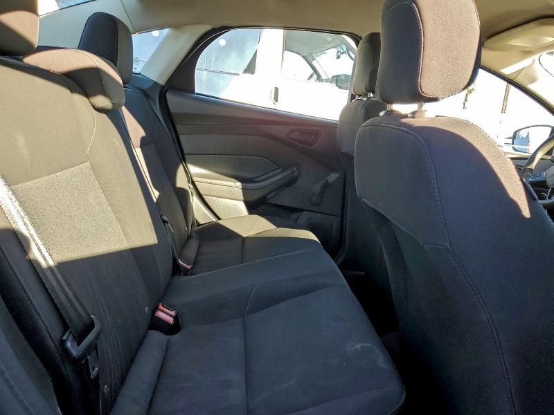 Фото 10 - FORD FOCUS