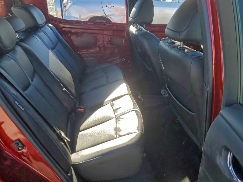 Фото 10 - NISSAN LEAF