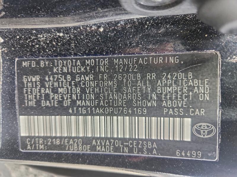 Фото 13 - TOYOTA CAMRY