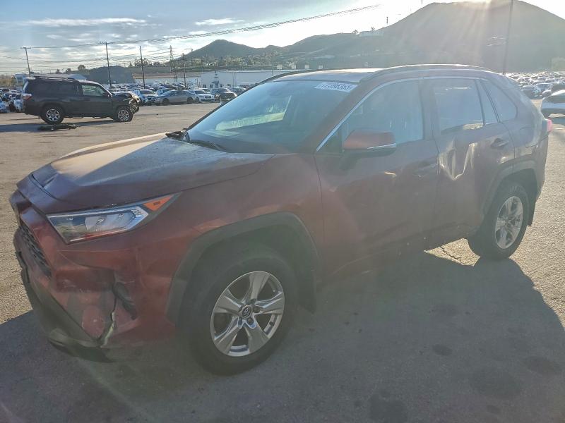 Фото 1 - TOYOTA RAV4