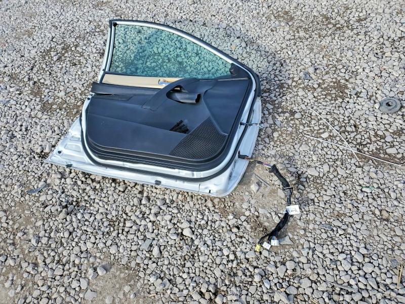 Фото 12 - TOYOTA COROLLA