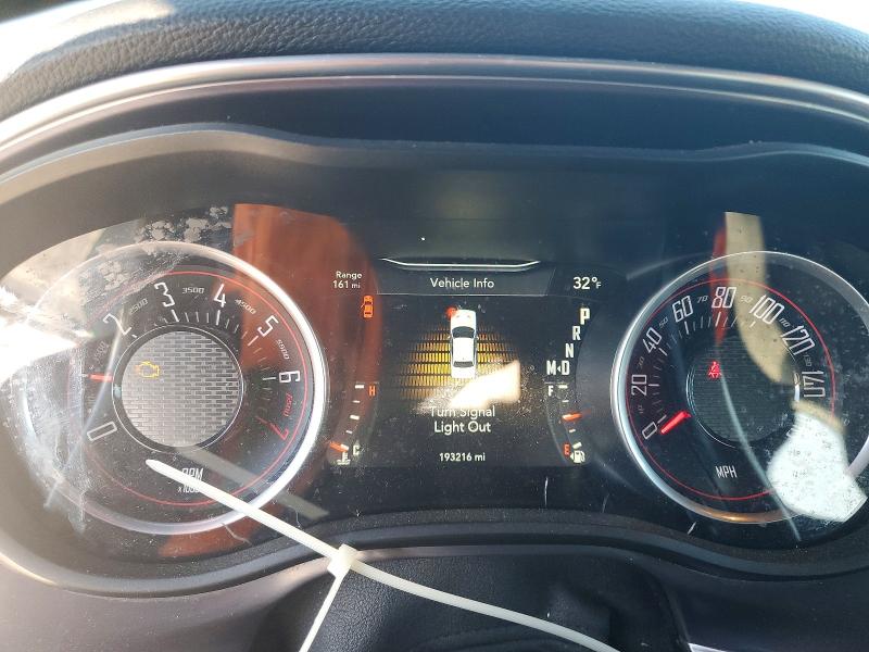 Фото 9 - DODGE CHALLENGER