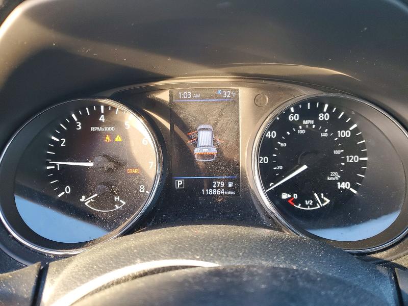 Фото 9 - NISSAN ROGUE