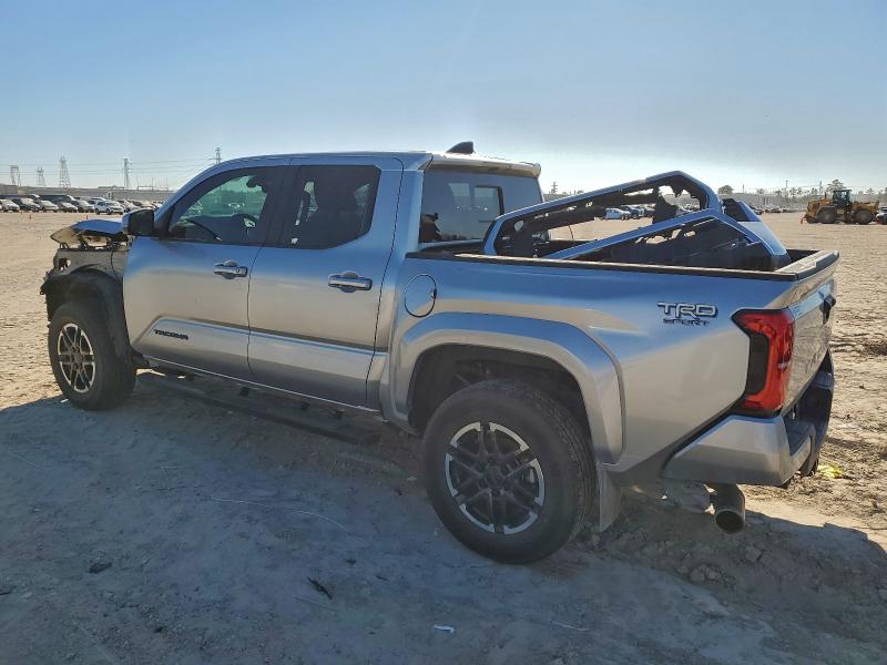 Фото 2 - TOYOTA TACOMA