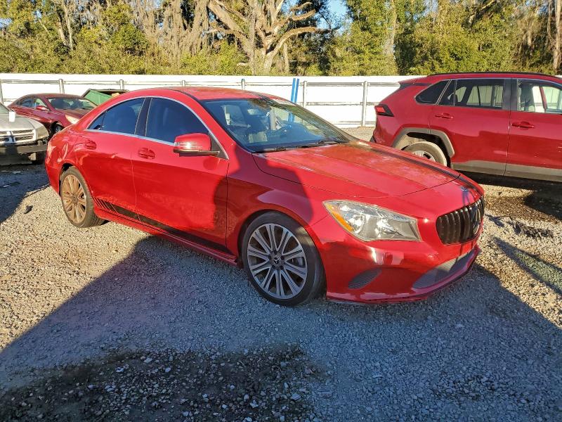 Фото 4 - MERCEDES-BENZ CLA-CLASS