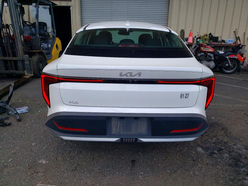 Фото 6 - KIA K4 LX