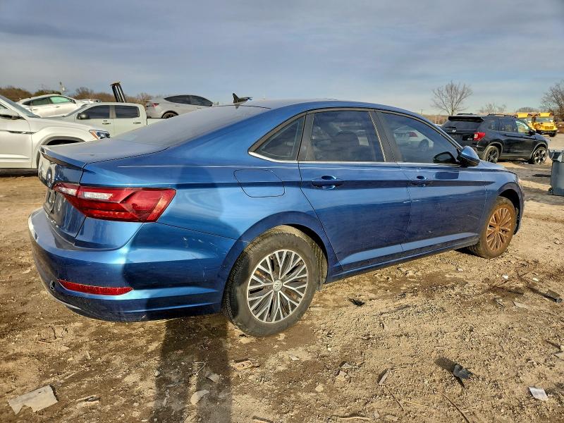 Фото 3 - VOLKSWAGEN JETTA