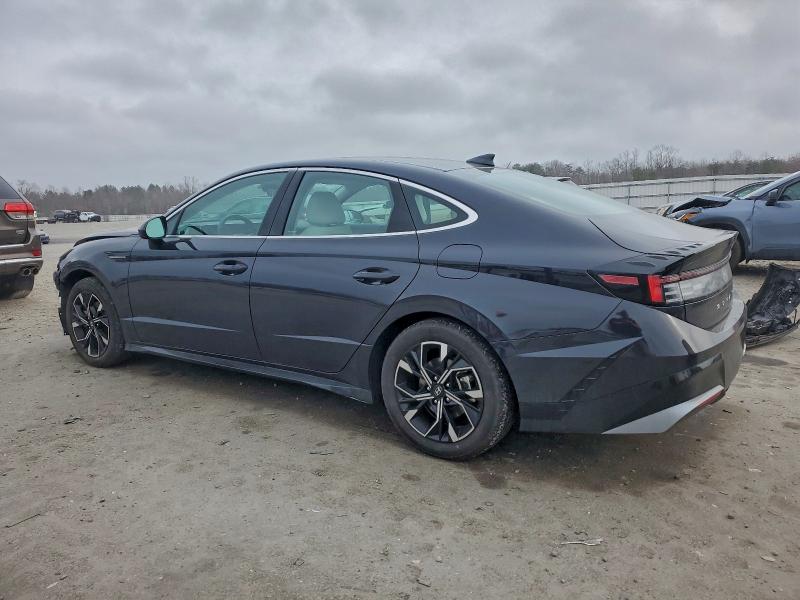 Фото 2 - HYUNDAI SONATA